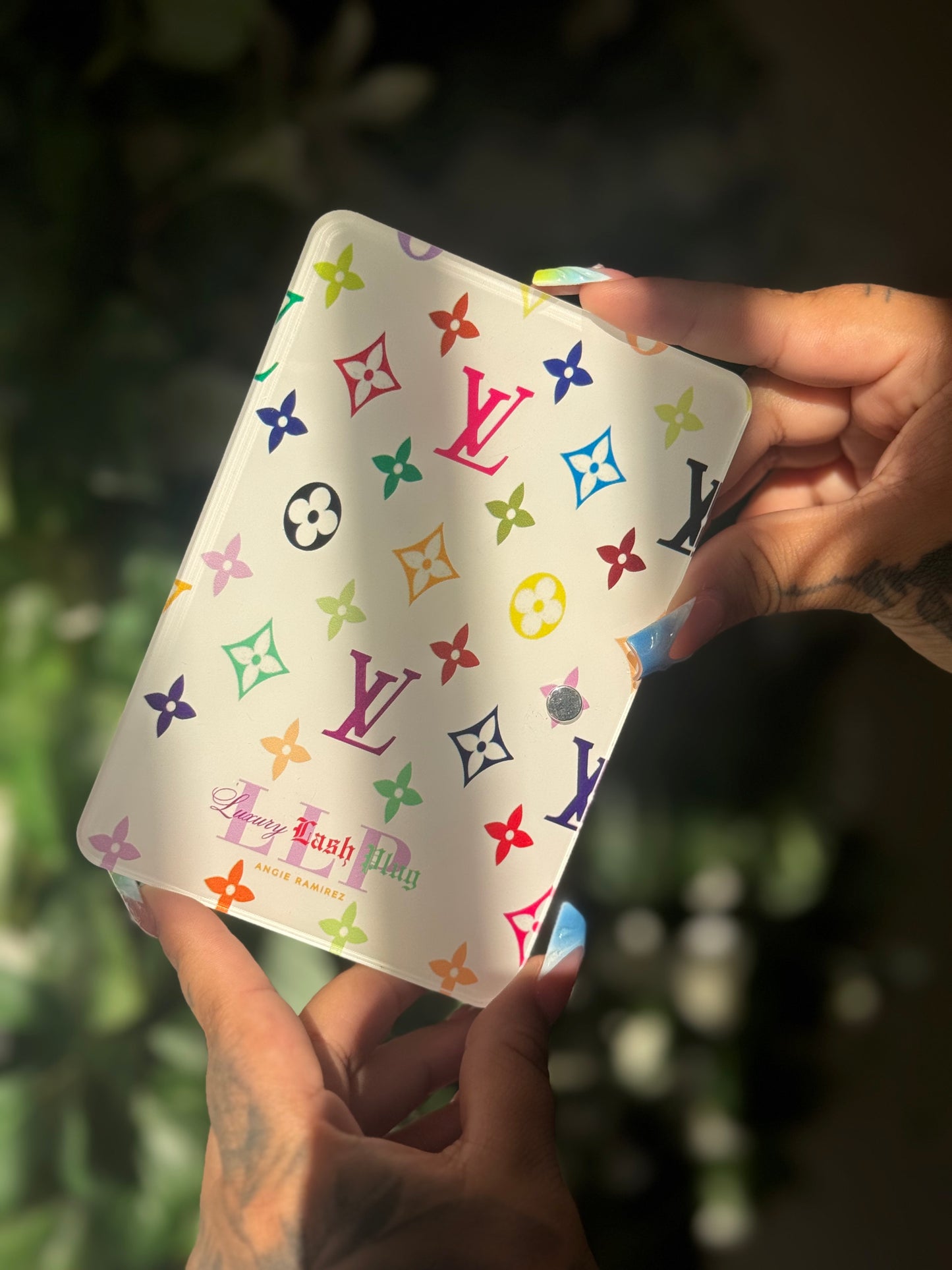 MULTICOLOR LV LASH TILE