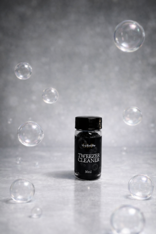 Tweezer cleaner